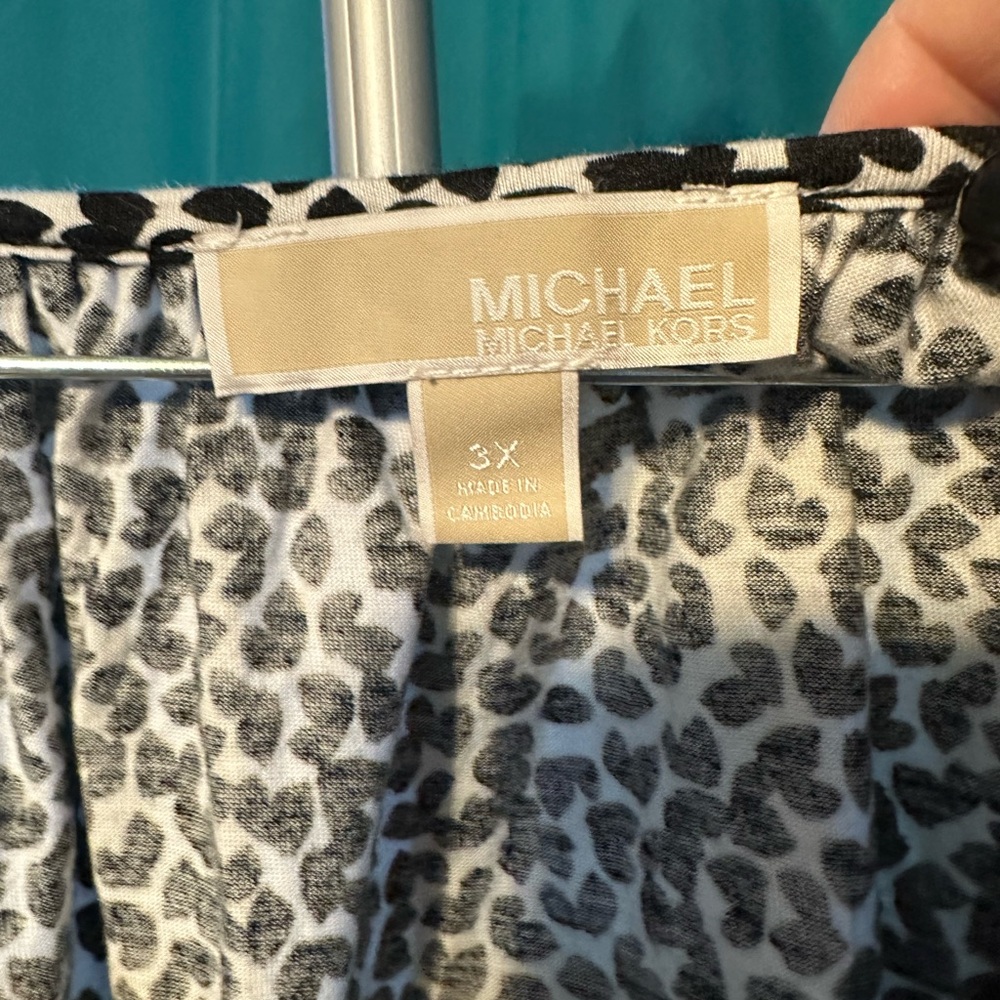 Michael Kors Black and White Blouse EUC size 3x - Picture 4 of 6